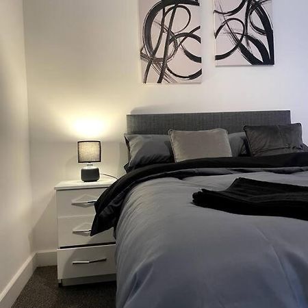 #4Bs 1 Bed Serviced Apartment Дербі Екстер'єр фото